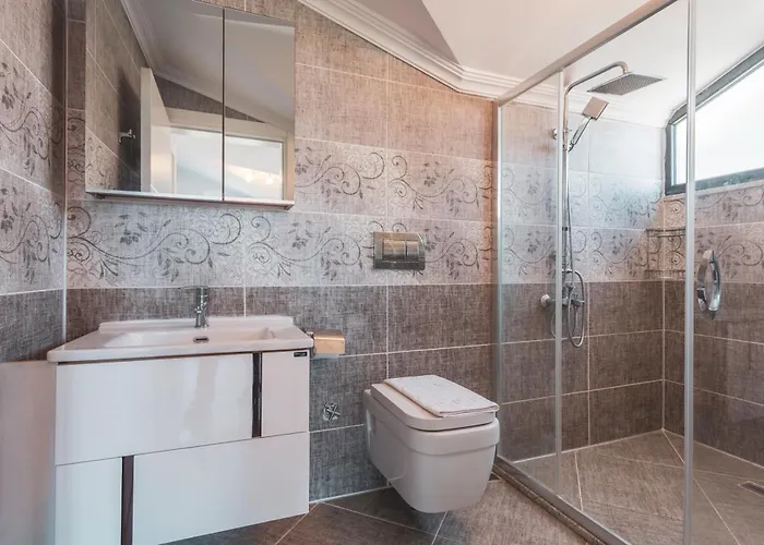 Celebrity E Вилла *