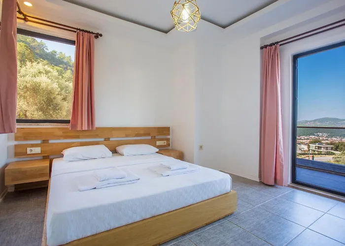 Celebrity E * Fethiye