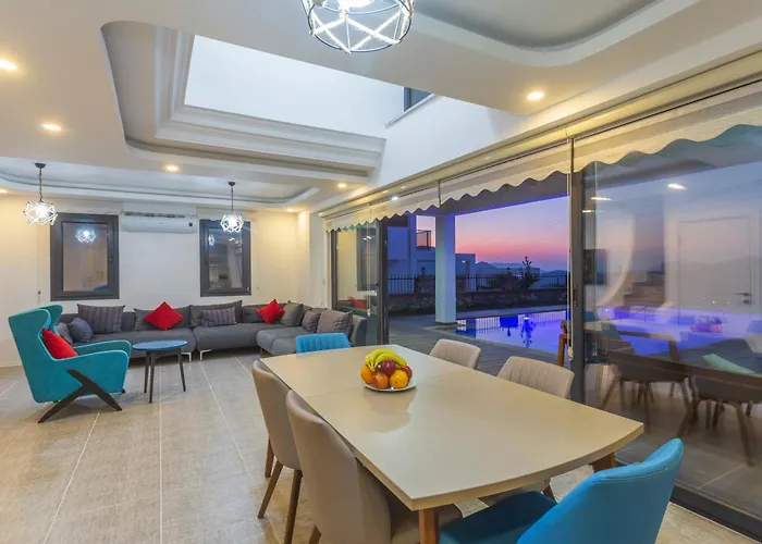 Celebrity E Vila Fethiye